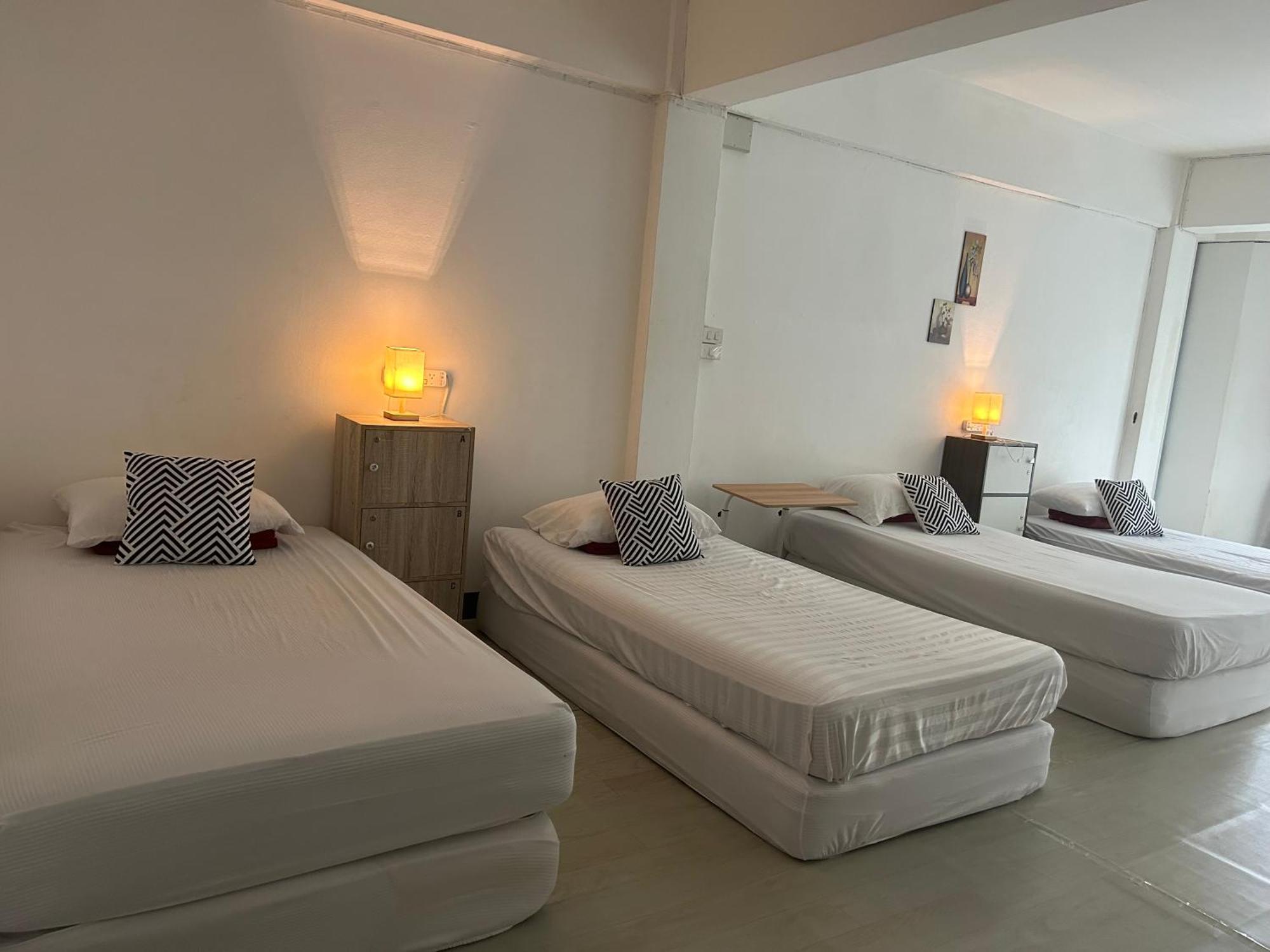 Monkey Toe Guesthouse Chiang Mai Eksteriør billede