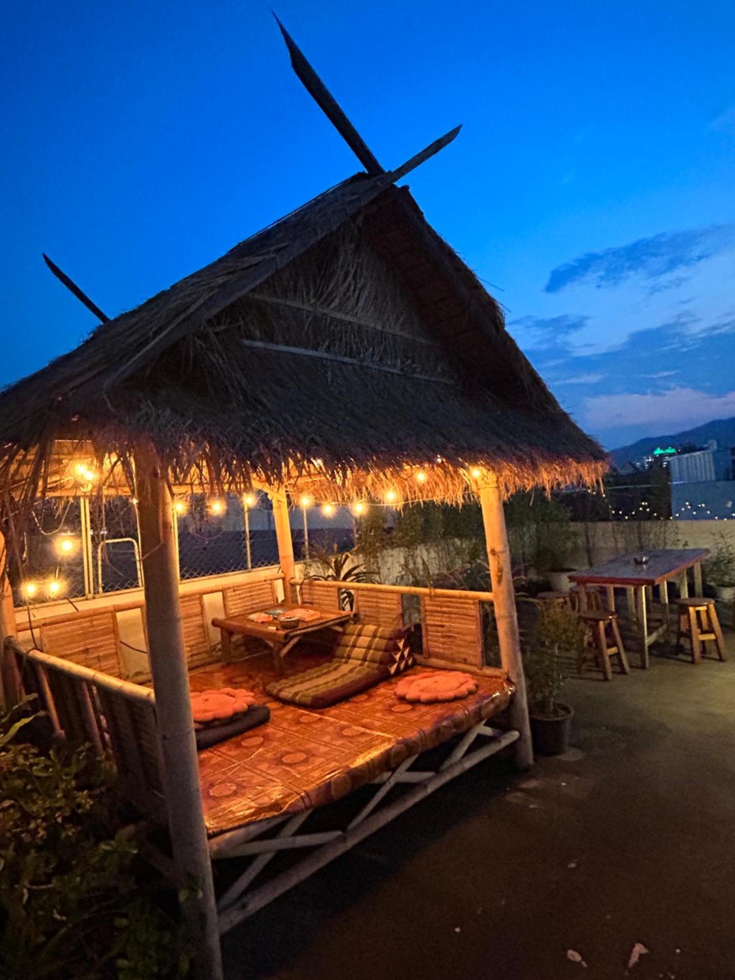 Monkey Toe Guesthouse Chiang Mai Eksteriør billede
